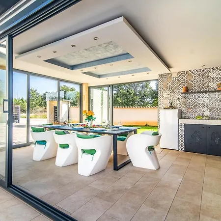 Villa Desiree By