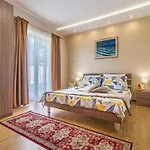 Villa Desiree By Cukrici