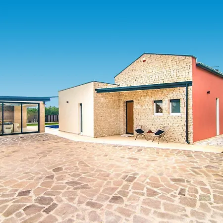 Villa Desiree By Cukrici